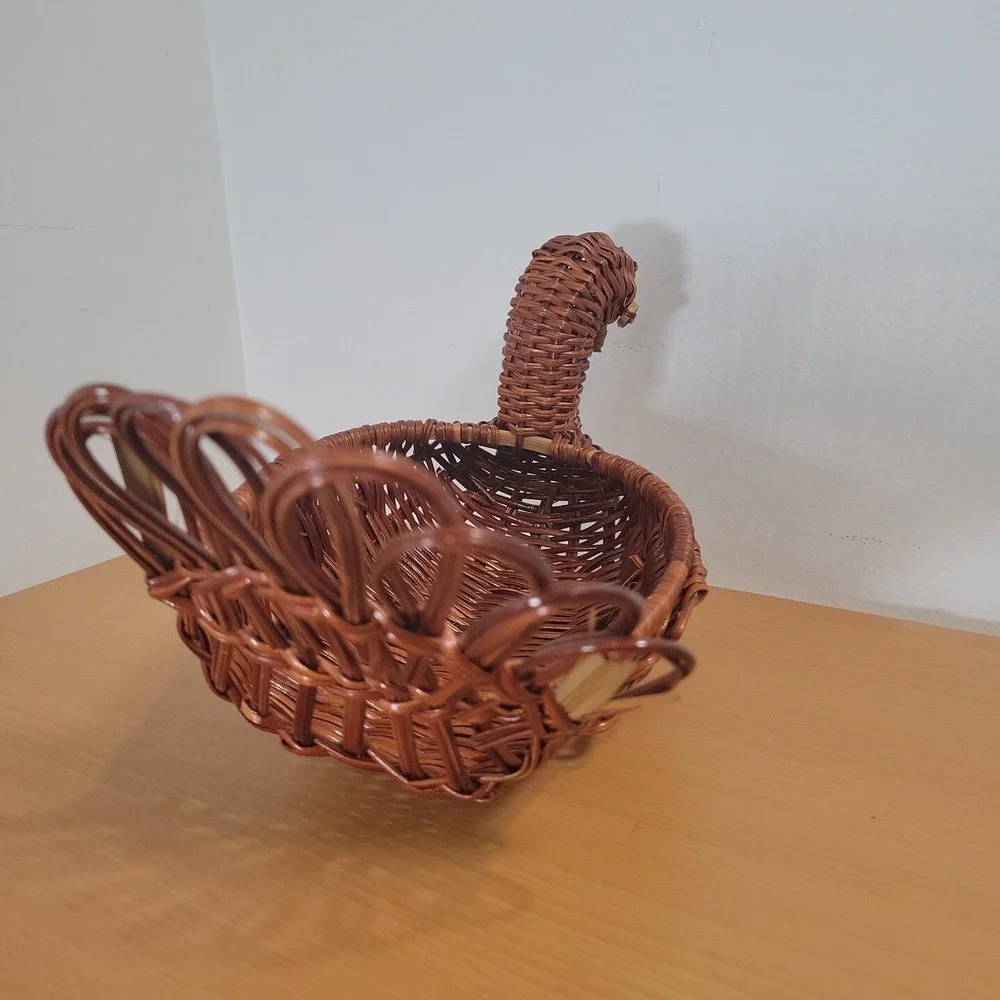 Vintage Brown Turkey Wicker Rattan Basket Thanksgiving Fall Table Decoration